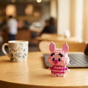 Piglet Mini Brick Figure Set