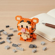 Tigger Mini Brick Figure Set